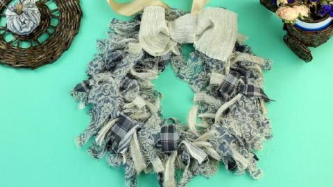  DIY Fabric Wreath