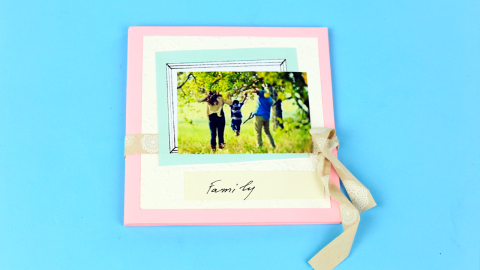  DIY Family Scrapbook 