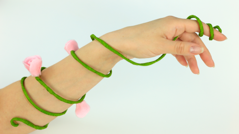  DIY Flower Arm Bracelet 