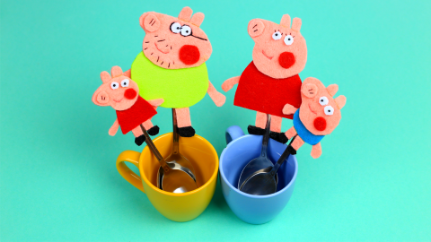  DIY Peppa Pig Family Felt Magnets 