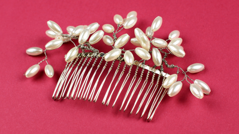  DIY Pearl Beaded Hair Comb 